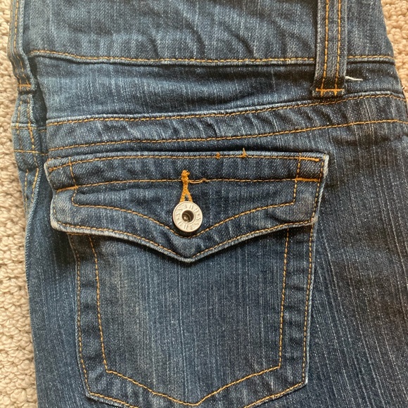 Guess Jeans - Picture 2 of 2